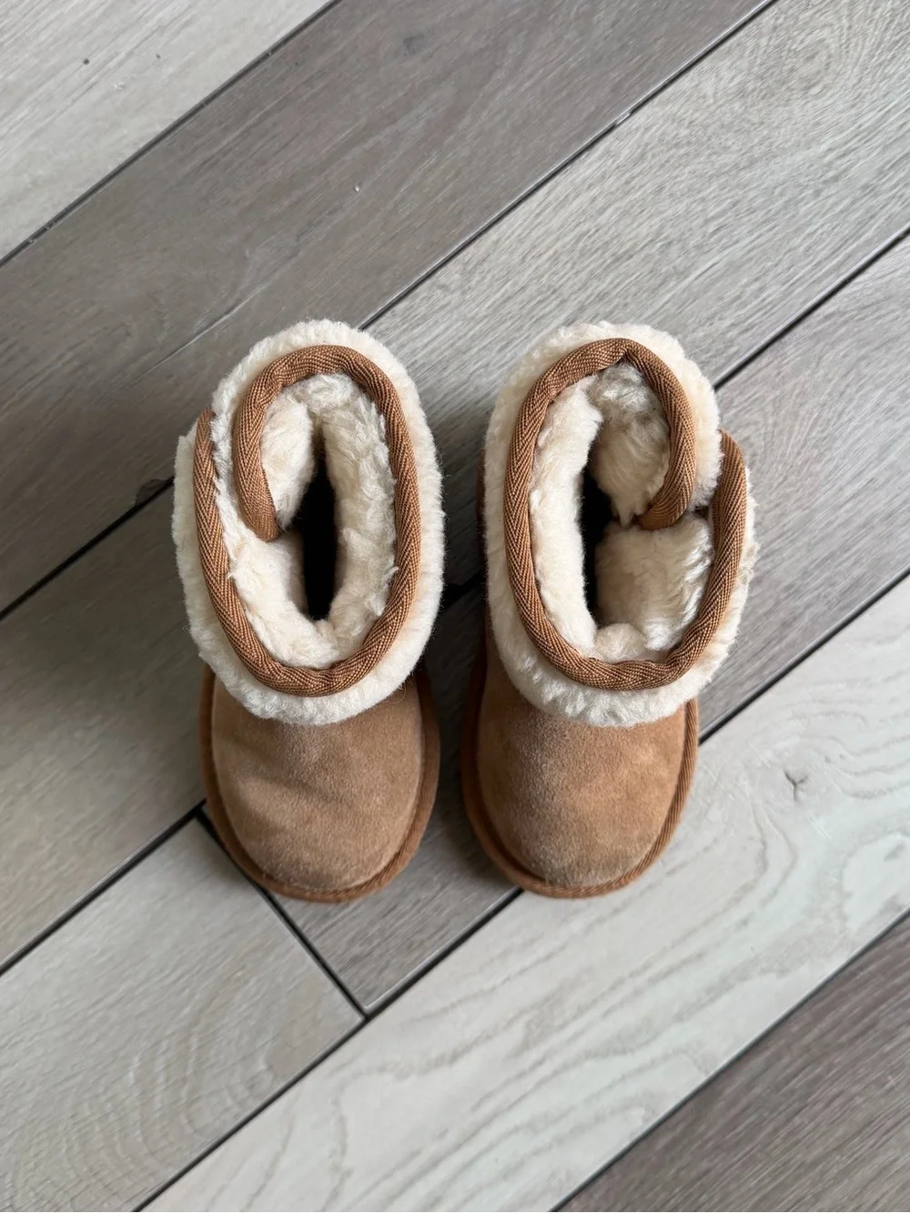 UGG Kids' Classic Jona Luxury Boot